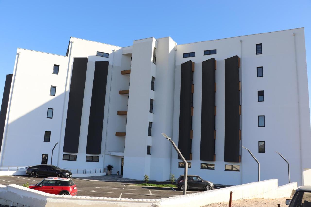 Eagles Apartments & Suites ウルツィニ エクステリア 写真