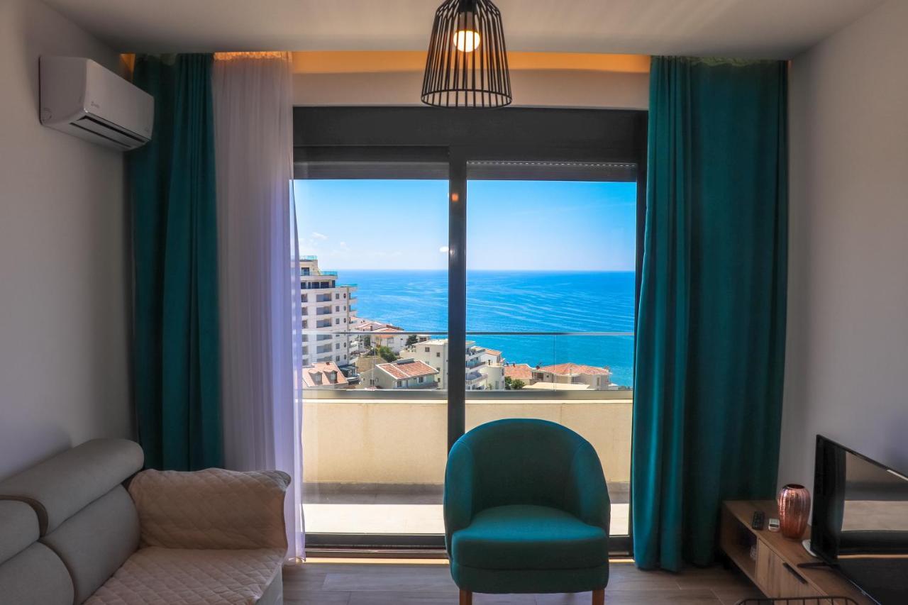 Eagles Apartments & Suites ウルツィニ エクステリア 写真
